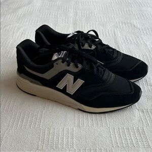 Men’s black New Balance 997H Sneakers 
size 13